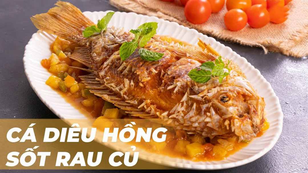 Cá diêu hồng chiên xù sốt rau củ